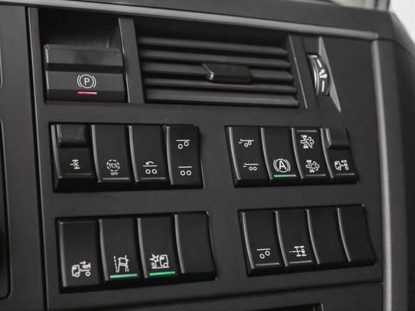 2023 Volvo FH, белый, 17100000 рублей - вид 33