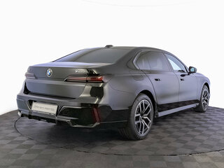 2025 BMW 7 серии 740d xDrive VII (G70), чёрный, 14850000 рублей, вид 5