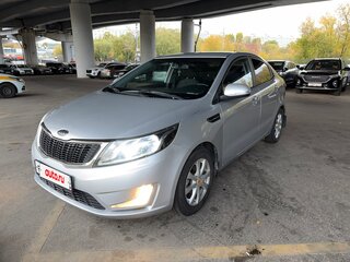 2012 Kia Rio 4-speed III, серый, 800000 рублей, вид 1