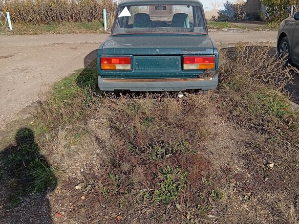 2006 Lada (ВАЗ) 2107, зелёный, 75000 рублей - вид 3