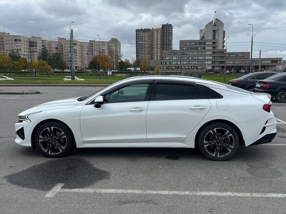 2022 Kia K5 III, белый, 2590000 рублей - вид 5