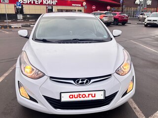 2014 Hyundai Elantra V (MD) Рестайлинг, белый, 1200000 рублей, вид 3
