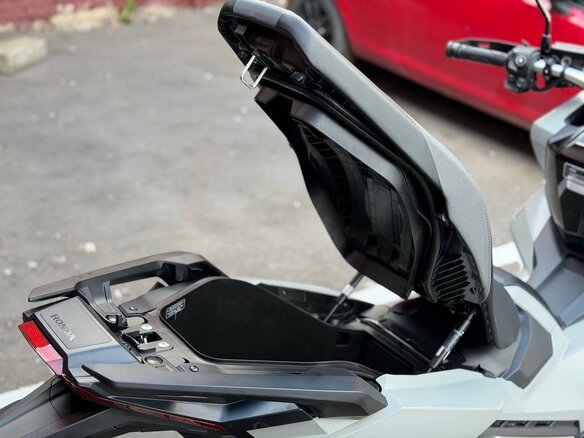 2026 Honda X-ADV, серебристый, 1550000 рублей - вид 9