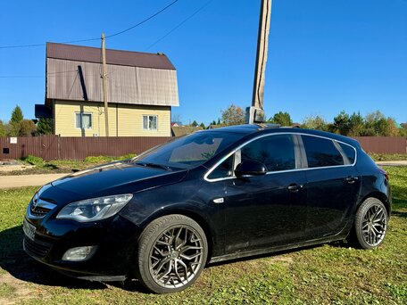 2011 Opel Astra J, чёрный, 720000 рублей, вид 3
