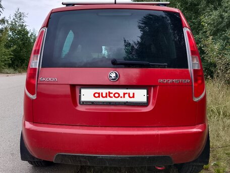 2014 Skoda Roomster I Рестайлинг, красный, 740000 рублей, вид 4
