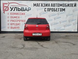 2004 Volkswagen Polo IV, красный, 399000 рублей, вид 5