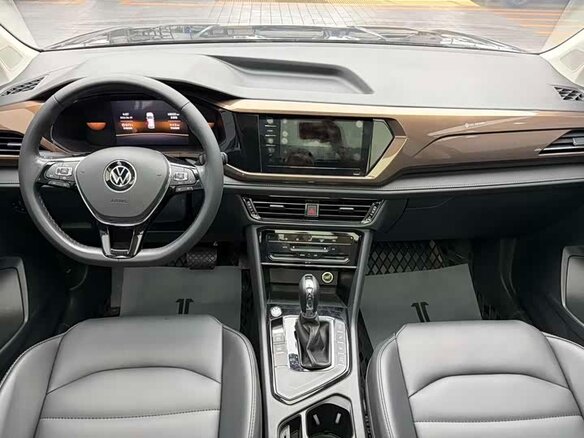 2023 Volkswagen Tharu I, чёрный, 1478111 рублей - вид 8