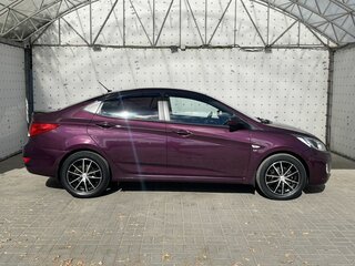2014 Hyundai Solaris I, фиолетовый, 955000 рублей, вид 4