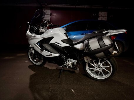 2014 BMW F 800 GT, белый, 700000 рублей, вид 3