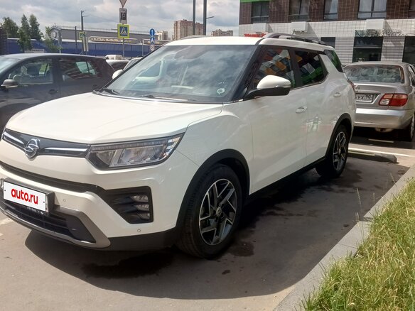 2021 SsangYong Tivoli I Рестайлинг, белый, 1785000 рублей - вид 2
