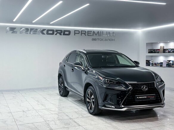 2021 Lexus NX 200 I Рестайлинг, чёрный, 4000000 рублей - вид 1