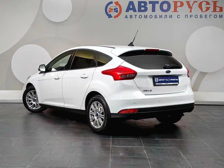 2018 Ford Focus III Рестайлинг, белый, 1099000 рублей, вид 2