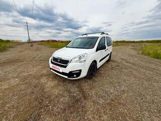 2021 Peugeot Partner Crossway II Рестайлинг 2, белый, 1650000 рублей, вид 2