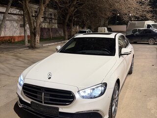 2021 Mercedes-Benz E-Класс 300 e V (W213, S213, C238) Рестайлинг, белый, 5850000 рублей, вид 2