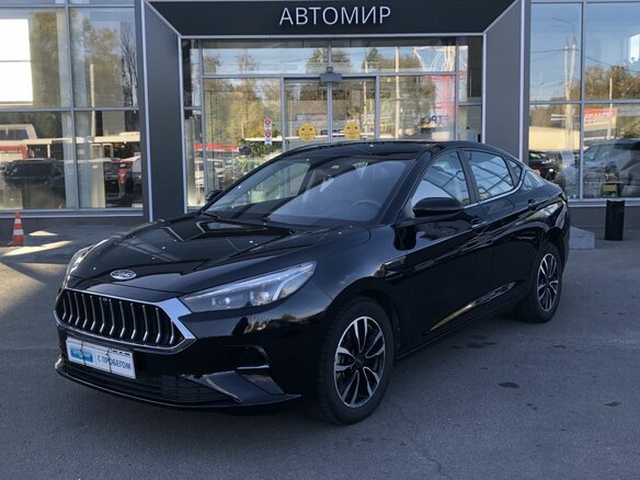2023 JAC J7 I, чёрный