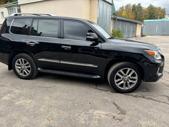 2014 Lexus LX 570 III Рестайлинг, чёрный, 4950000 рублей - вид 4