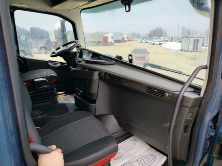 2020 Volvo FH, синий, 7760000 рублей, вид 5