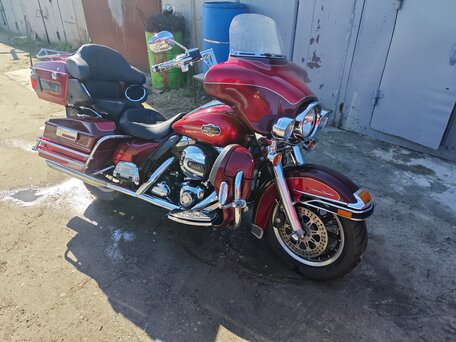 2008 Harley-Davidson Electra Glide, красный, 650000 рублей, вид 2