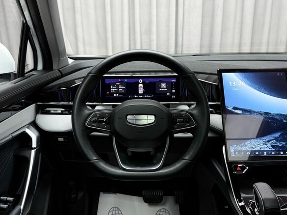 2024 Geely Atlas II, белый, 2979000 рублей - вид 12