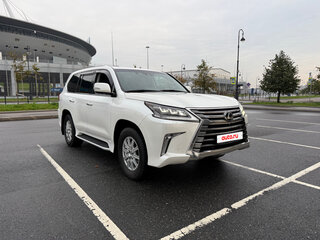 2018 Lexus LX 570 III Рестайлинг 2, белый, 9750000 рублей, вид 2