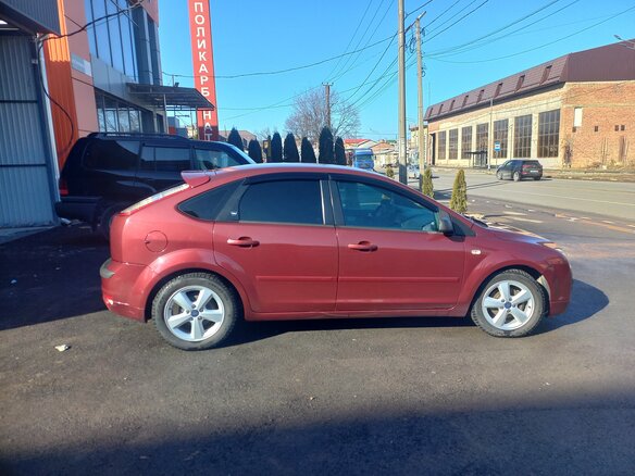 2006 Ford Focus II, пурпурный, 550000 рублей - вид 2
