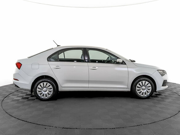 2021 Skoda Rapid II, белый, 1235000 рублей - вид 3