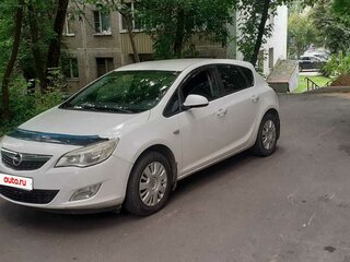 2010 Opel Astra J, белый, 500000 рублей, вид 1