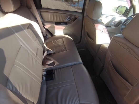 2004 Ford Escape I Рестайлинг, чёрный, 800000 рублей - вид 9