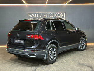 2021 Volkswagen Tiguan II Рестайлинг, чёрный, 2989000 рублей, вид 4