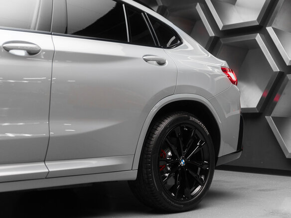 2025 BMW X4 20i II (G02) Рестайлинг, серый, 8600000 рублей - вид 6