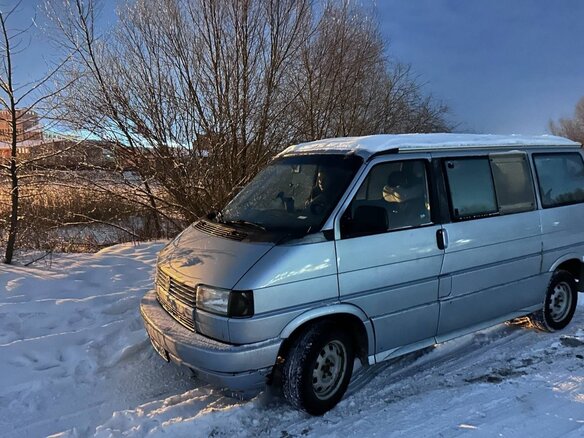 1991 Volkswagen Caravelle T4, серый, 725000 рублей - вид 5
