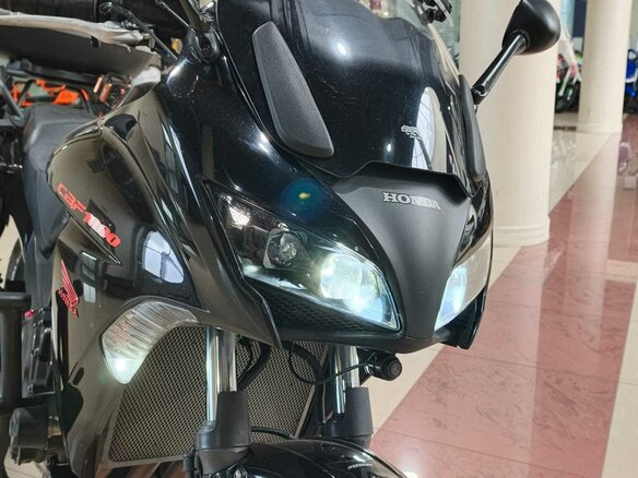 2011 Honda CBF 1000, чёрный, 900000 рублей - вид 7