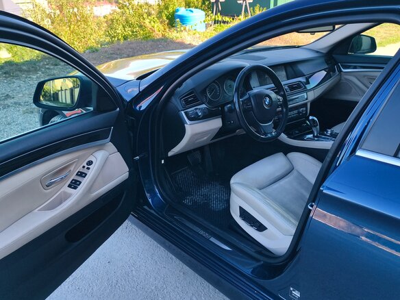 2012 BMW 5 серии 530d xDrive VI (F10/F11/F07), синий, 1650000 рублей - вид 4