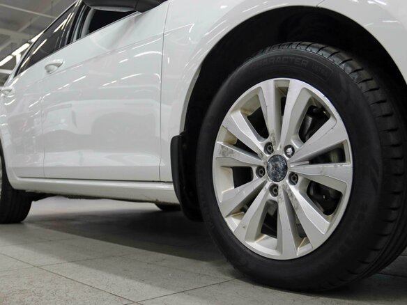 2013 Volkswagen Golf VII, белый, 995170 рублей - вид 14
