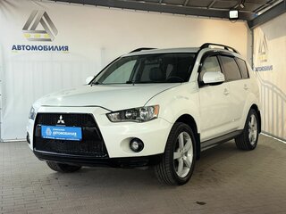 2010 Mitsubishi Outlander II Рестайлинг, белый, 1220000 рублей, вид 1