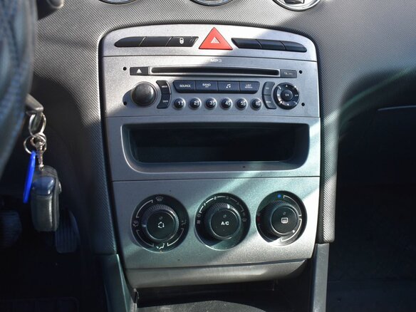2008 Peugeot 308 I, синий - вид 8