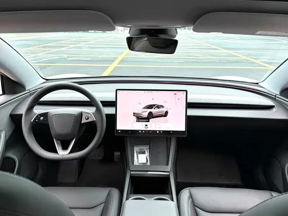 2026 Tesla Model 3 Long Range RWD I Рестайлинг, белый - вид 14