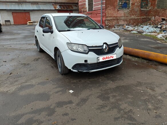 2016 Renault Logan II, белый, 250000 рублей
