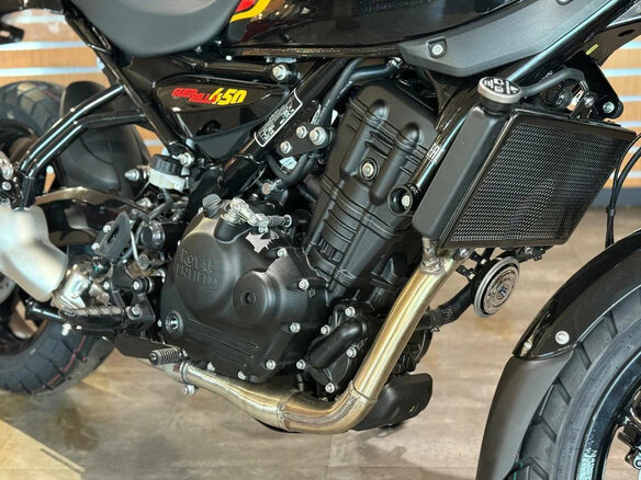 2025 Royal Enfield Guerrilla 450, чёрный - вид 5