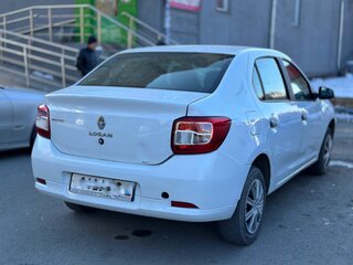 2017 Renault Logan II, белый, 450000 рублей, вид 4