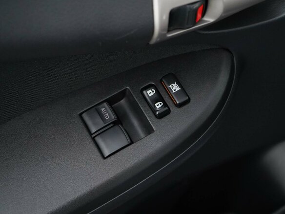 2009 Toyota Corolla X (E140, E150), голубой, 1098888 рублей - вид 12