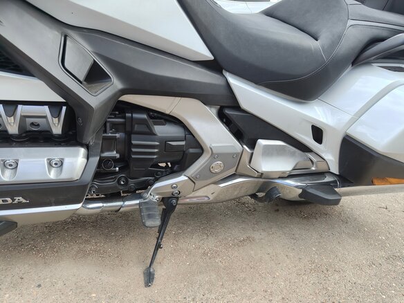 2023 Honda GL 1800 Gold Wing, белый, 3650000 рублей - вид 4
