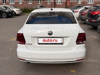 2019 Volkswagen Polo V Рестайлинг, белый, 1300000 рублей, вид 3