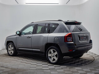 2011 Jeep Compass I Рестайлинг, серый, 748000 рублей, вид 3