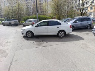 2016 Skoda Rapid I, белый, 750000 рублей, вид 4