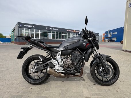 2014 Yamaha MT-07 (FZ-07), серый, 700000 рублей, вид 1