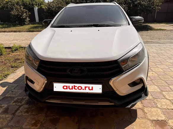 2019 Lada (ВАЗ) Vesta SW I, белый, 600000 рублей - вид 3