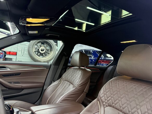 2020 BMW 5 серии 530i xDrive VII (G30/G31/G38) Рестайлинг, синий, 4700000 рублей - вид 16