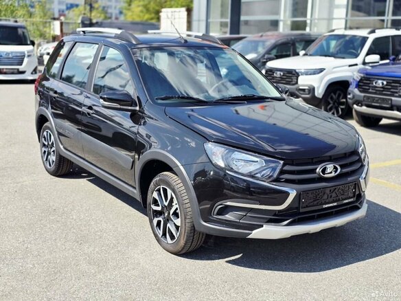 2026 Lada (ВАЗ) Granta Cross I Рестайлинг, чёрный, 1226000 рублей