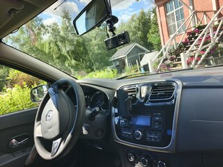 2015 Renault Logan II, бежевый, 450000 рублей, вид 2